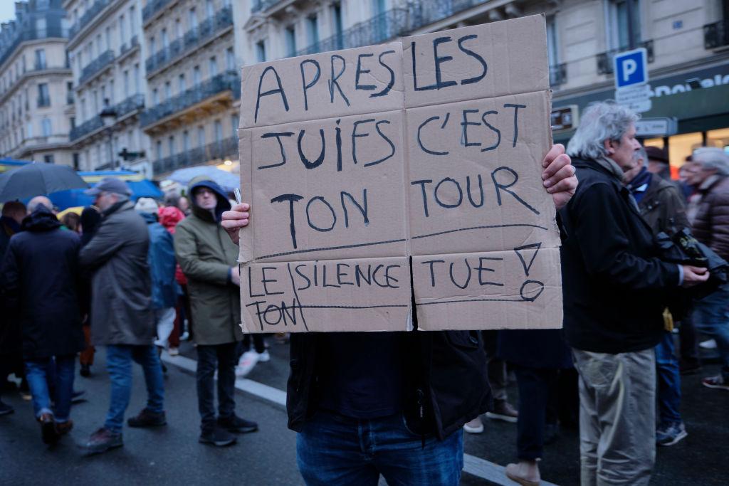 France: Over 180K March Against Antisemitism