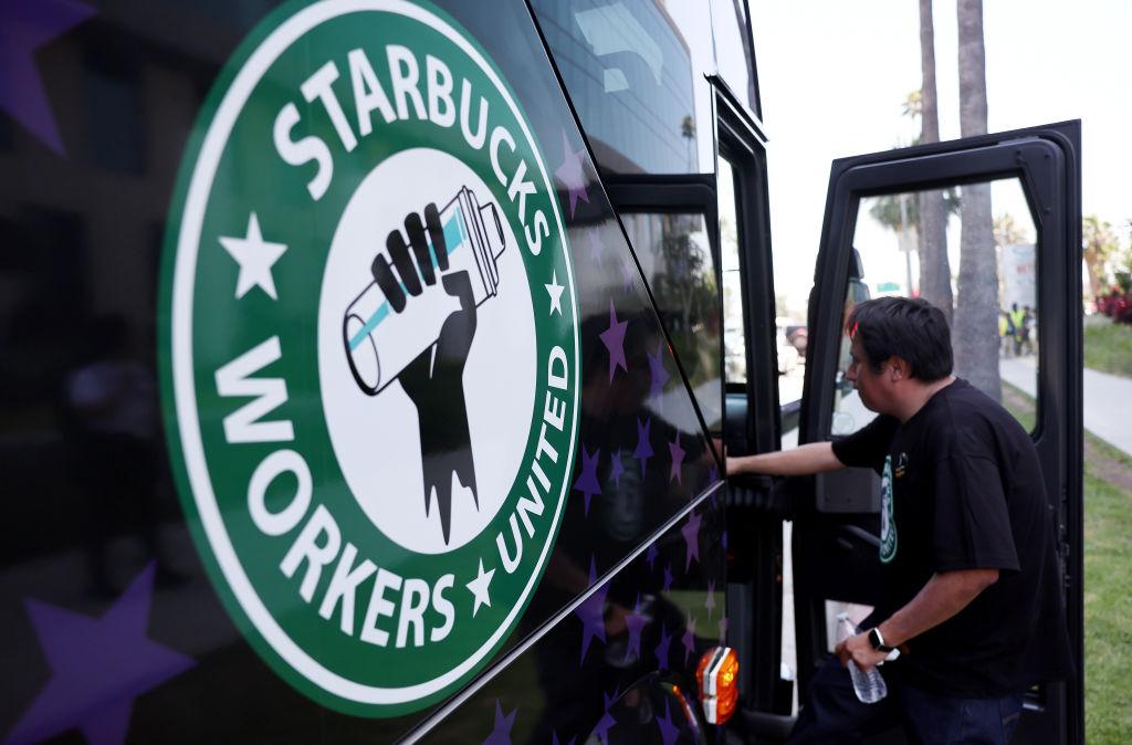 Starbucks Union Plans Walkouts on Red Cup Day