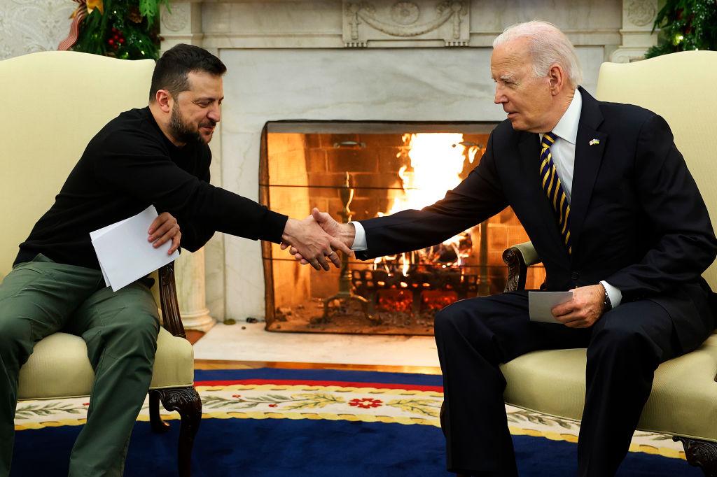 Zelenskyy Meets With Biden, Top US Officials