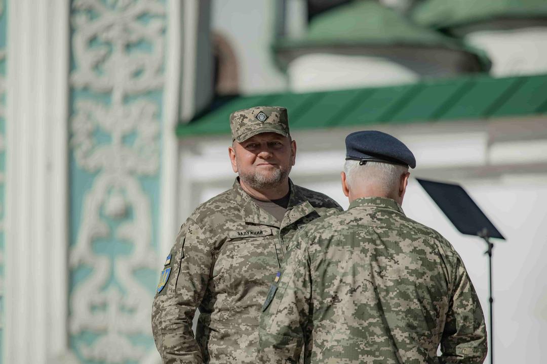 Ukrainian Military Commander Speaks Out as Zelenskyy Considers Firing Him