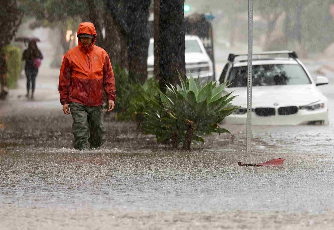 Southern California Hit by Second Consecutive Atmospheric River