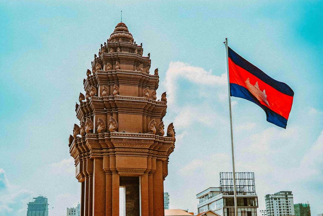 Cambodian Parliament Elects Longtime Ruler's Son as New PM