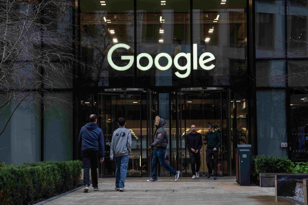 Ex-Google Engineer Indicted for Alleged Theft of AI Secrets for Chinese Firms