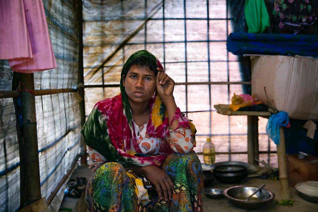 Rohingya Boat Capsizes Near Indonesia