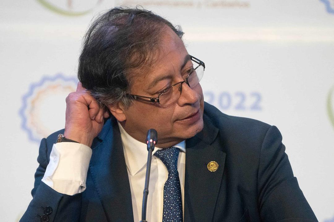 Colombia Expels Argentine Diplomats Over Milei's Remarks