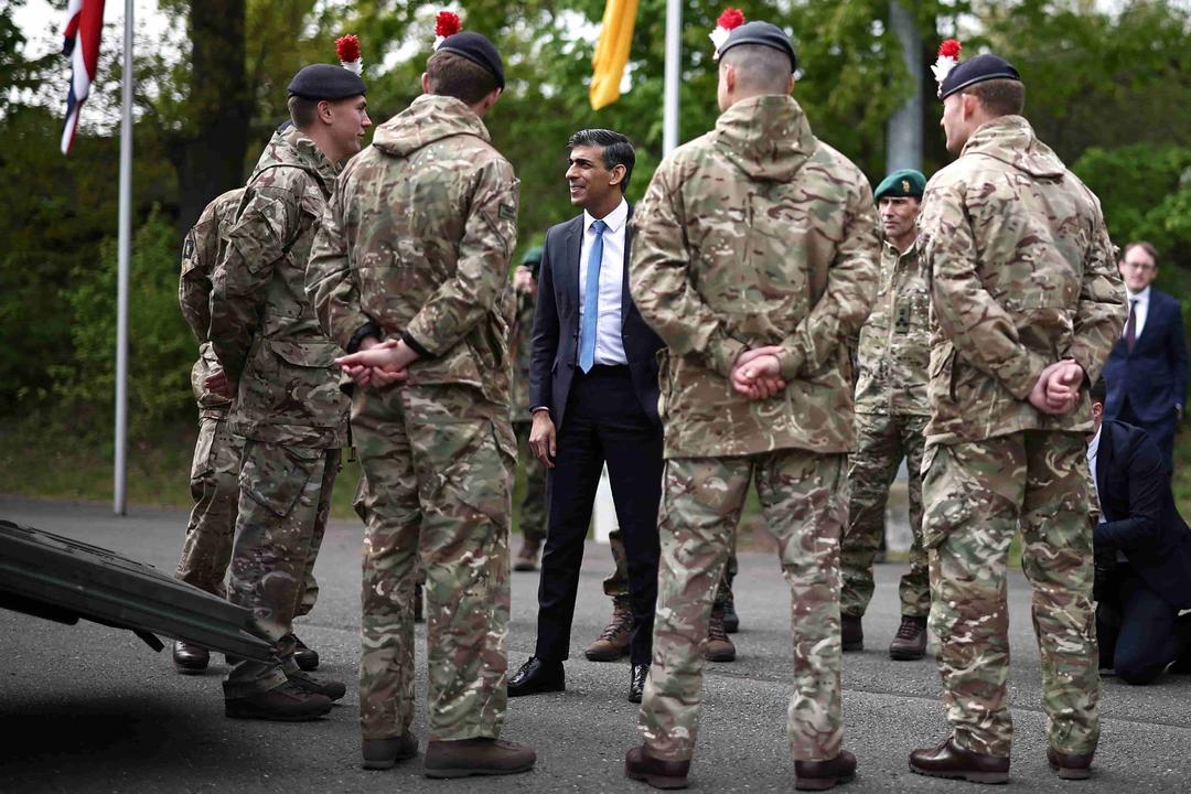 UK PM Promises to Boost UK Defence Spending to 2.5% by 2030