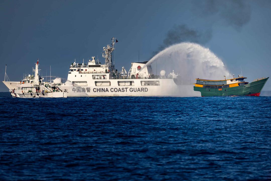 Philippines Accuses PRC of Damaging Vessel in South China Sea