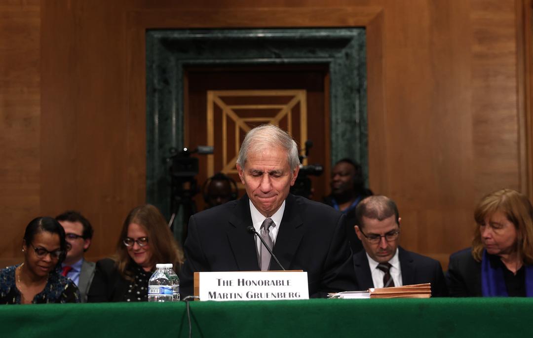 Ranking Democrat Suggests Biden Fire FDIC Chair