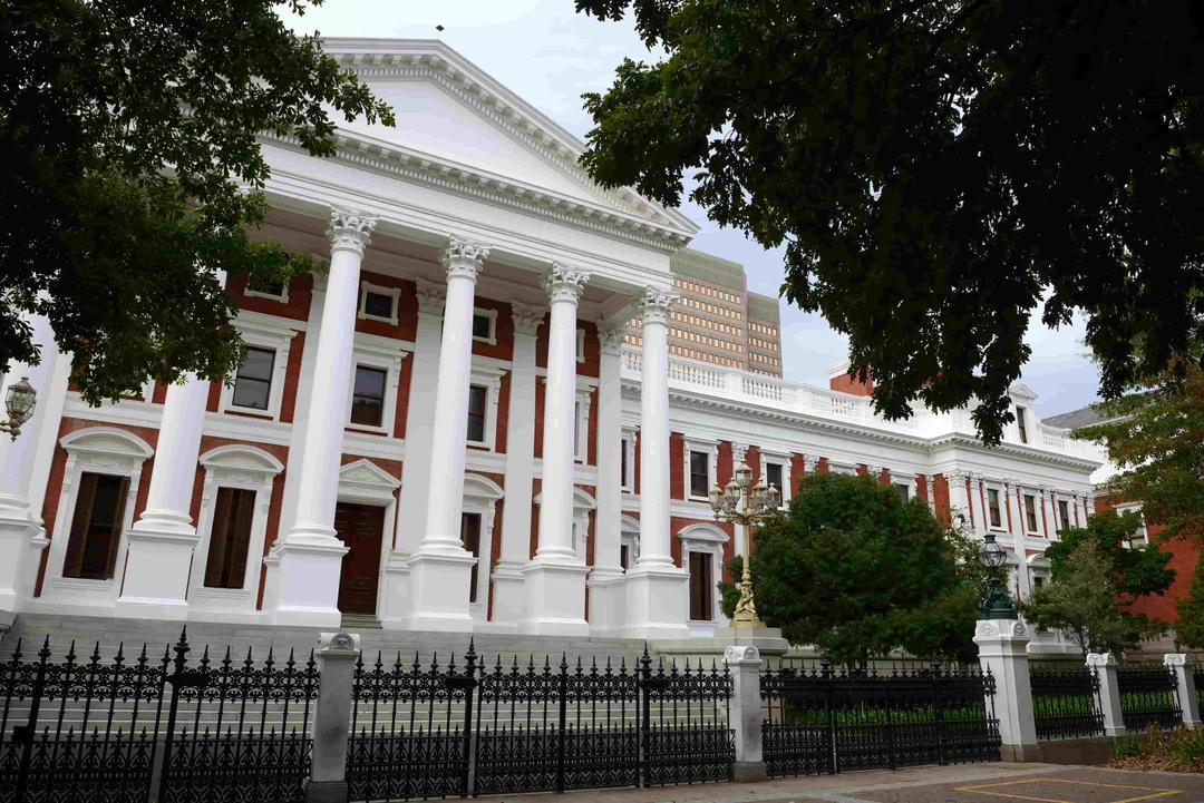 Coalition Emerges as New South African Parliament Convenes