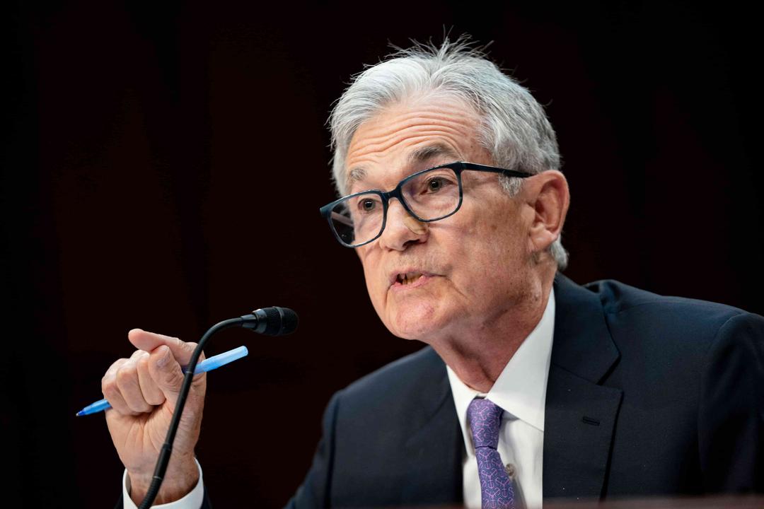 Powell: US Economy No Longer Overheated But Faces Risks