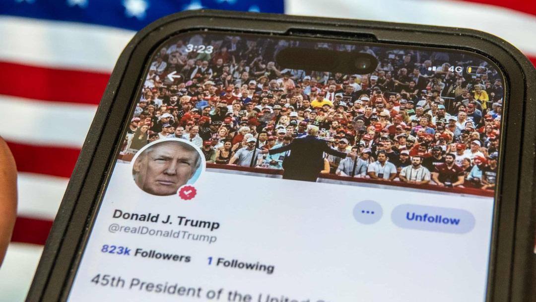 Meta Lifts Trump's Facebook, Instagram Curbs