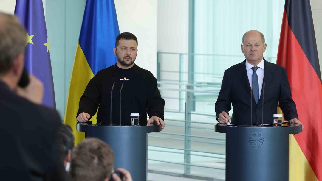 Germany to Halve Military Aid to Ukraine