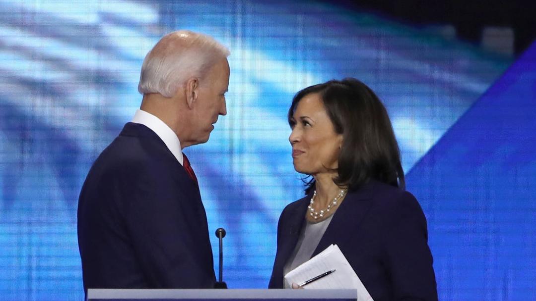 Kamala Harris Becomes Betting Favorite for Democratic Nomination