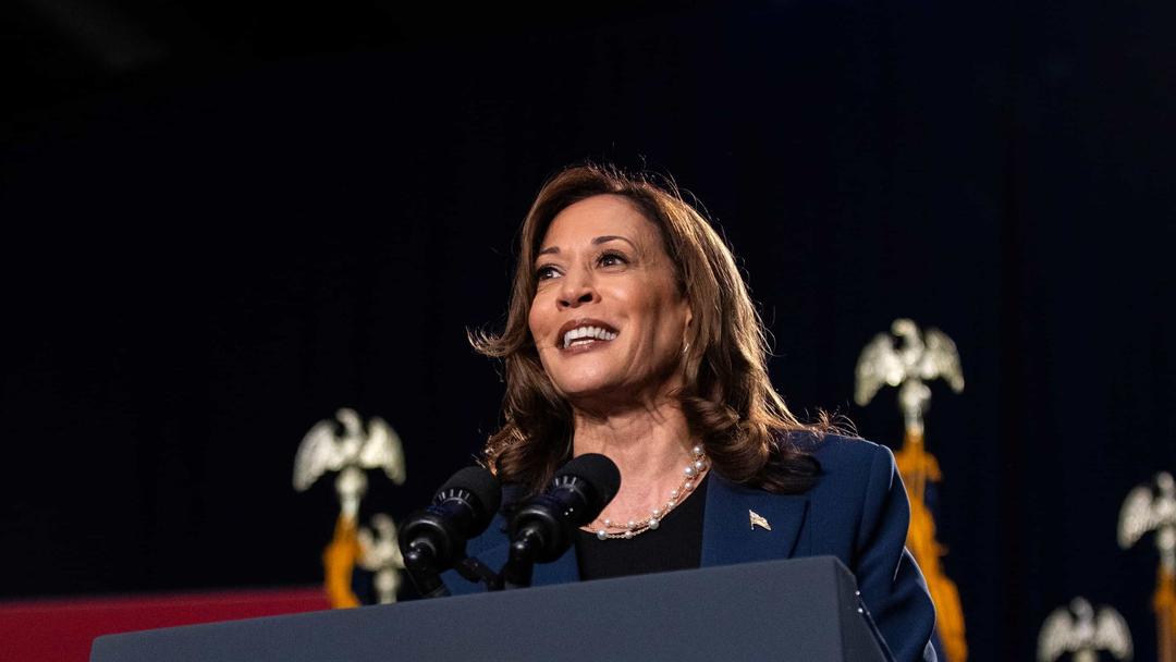 Harris Holds First Campaign Rally