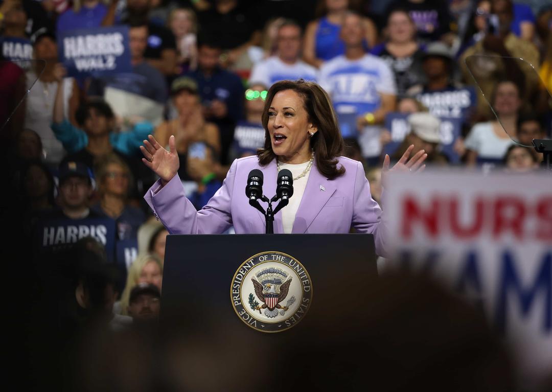 Report: Harris Campaign Editing News Headlines in Google Ads