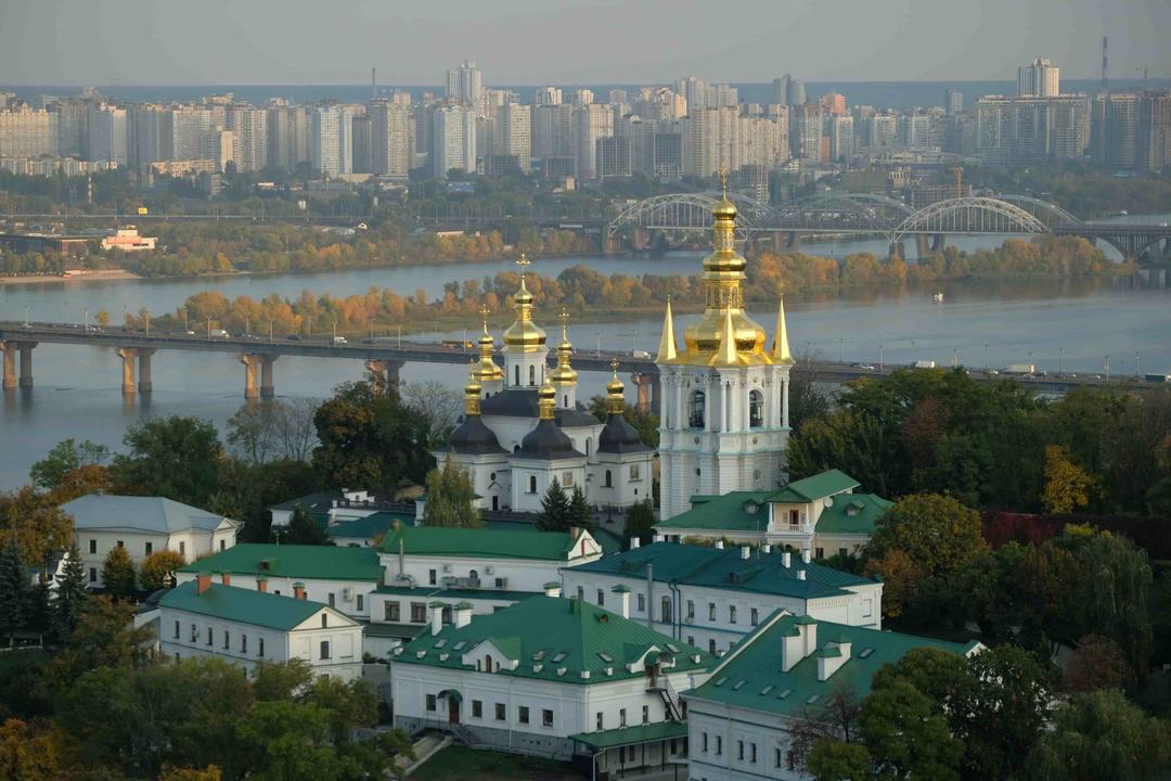 Ukrainian MPs Vote to Ban Moscow-Linked Churches