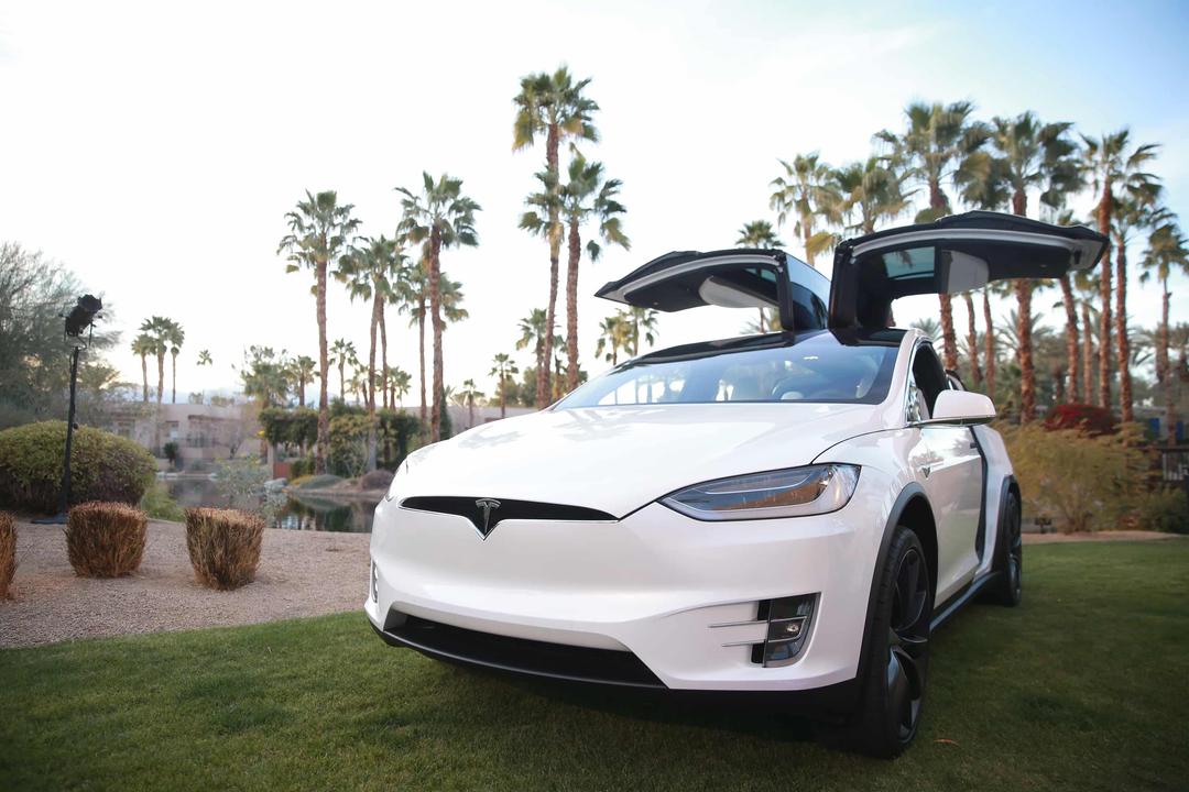 Tesla Recalls Over 9K Model X Units Over Roof Issue