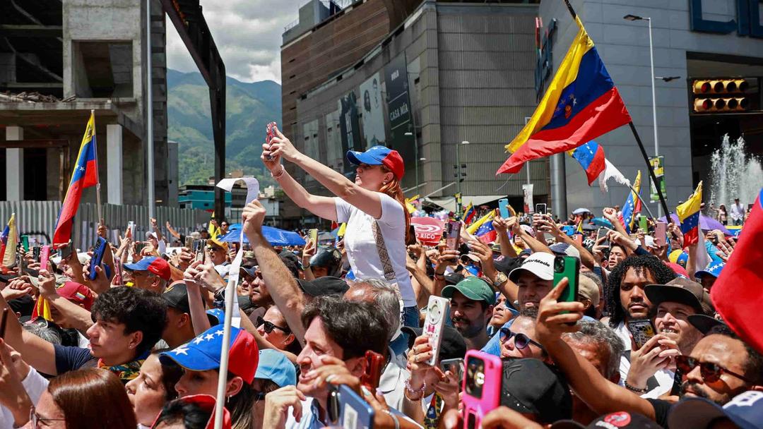 Venezuela Releases 86 Teenagers Arrested in Post-Election Protests