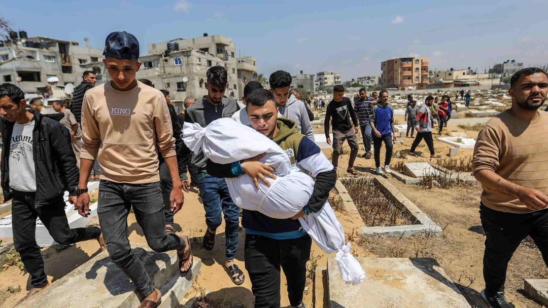 Israeli Strike on Gaza School Kills 18, Including UN Staff