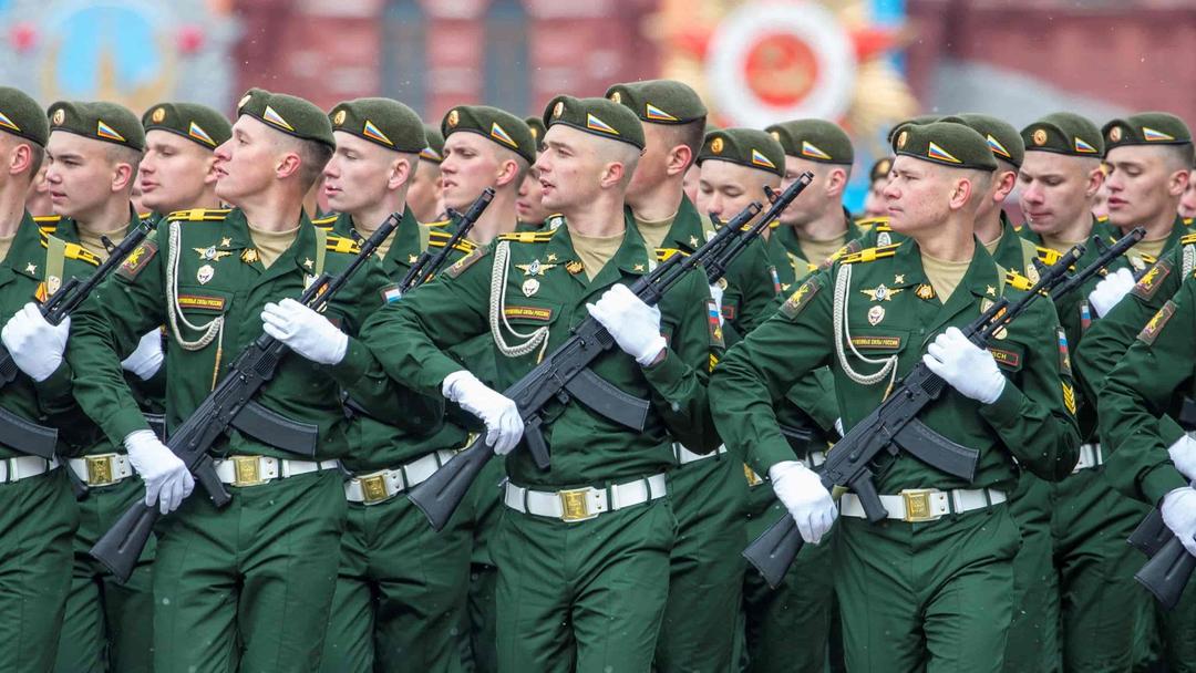 Putin Orders Russian Military to Boost Numbers by 180K