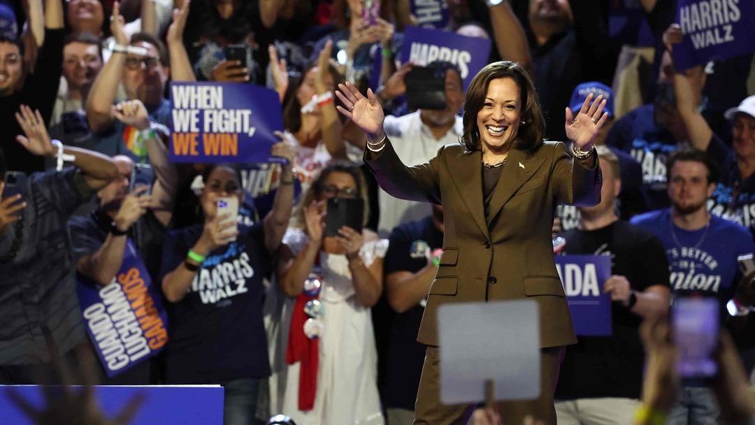 Polls: Harris Leading Trump Nationwide, Virtual Tie in Swing States