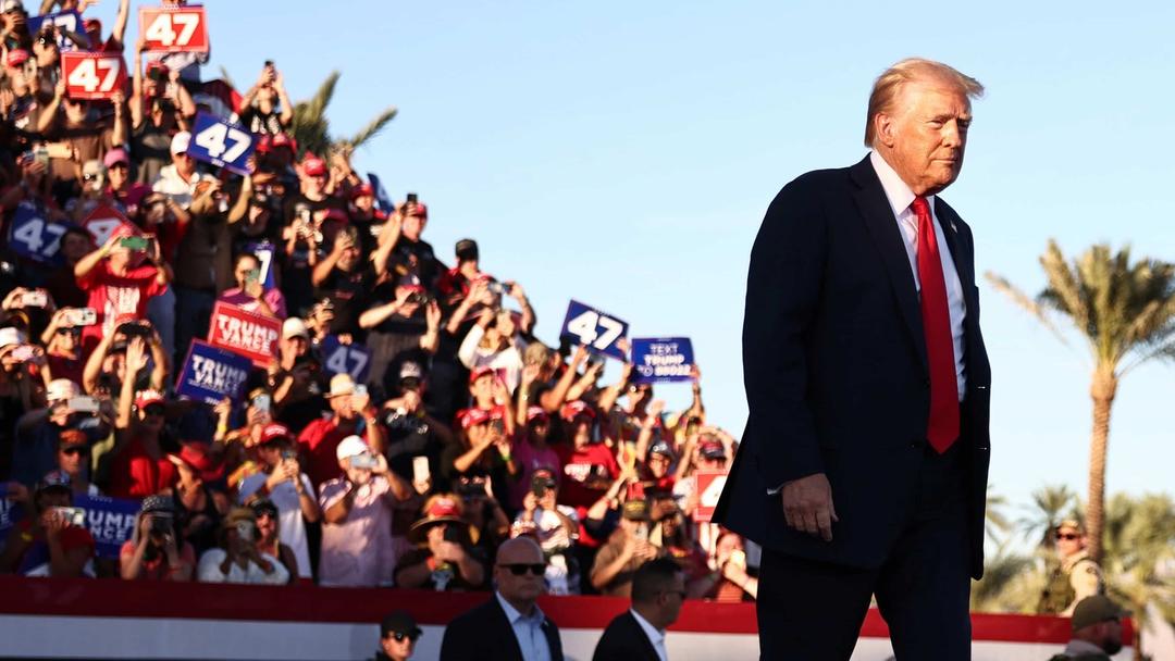 Man Arrested on Gun Charges at Trump's California Rally