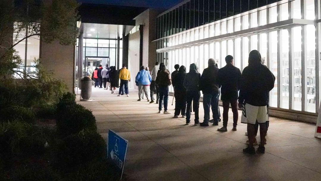 US Elections: Over 300K Cast Ballots as Early Voting Begins