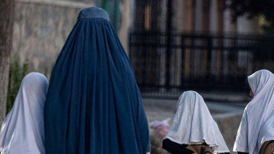 Afghanistan: Taliban Bans Women from Hearing Each Other While Praying