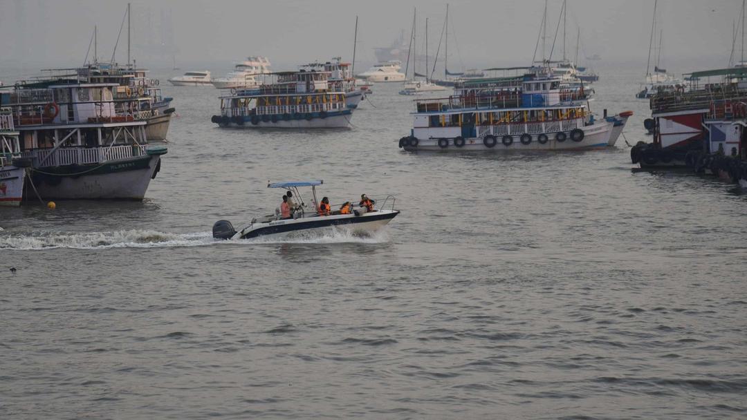 India: 13 Dead as Navy Speedboat Crashes Into Mumbai Ferry