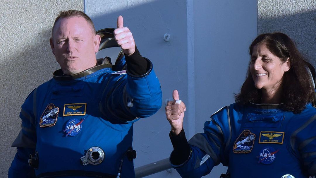 NASA ISS Astronauts' Return Delayed Until Spring