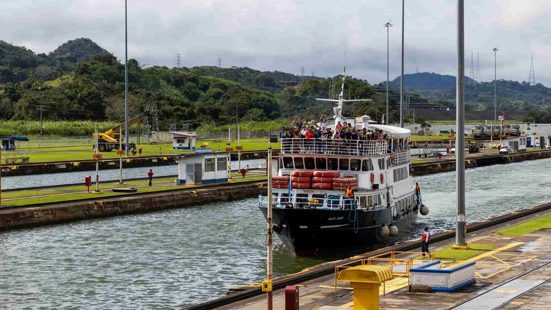 Trump, Panama Clash Over Canal Control Demands