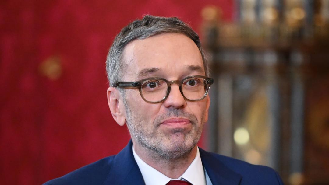 Austria: Freedom Party Invited to Coalition Talks