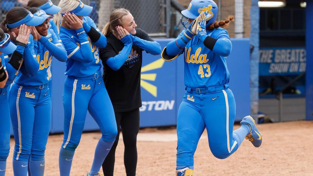 Controversial Home Run Sparks WCWS Drama