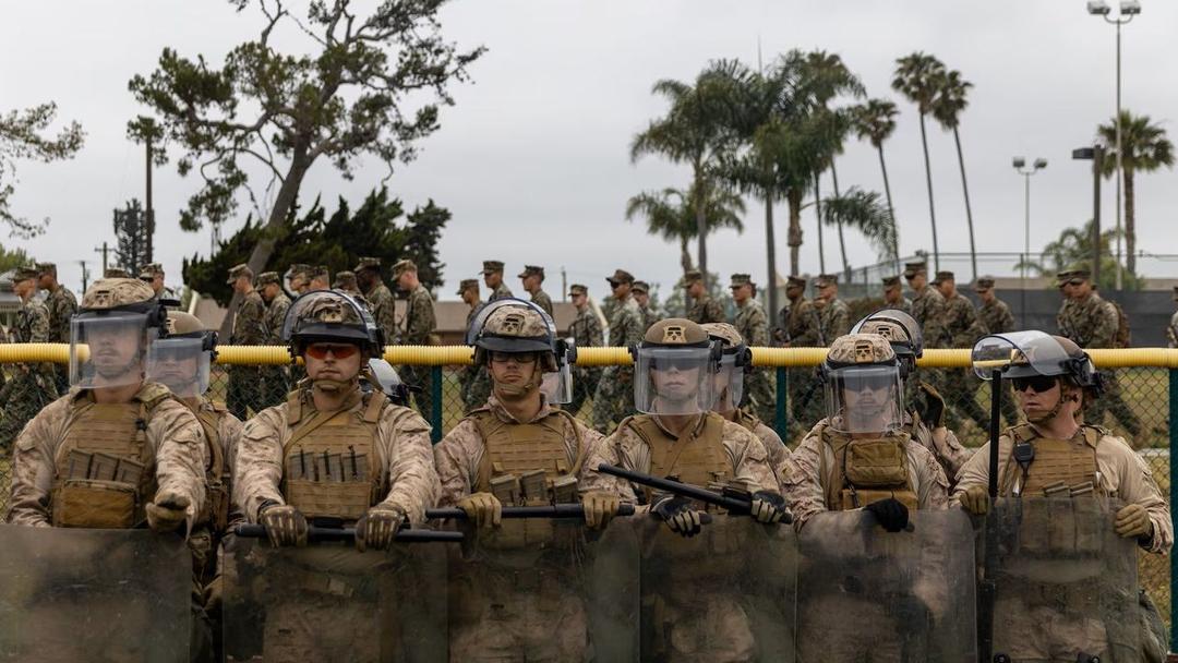 Marines in LA to Have Powers to Temporarily Detain