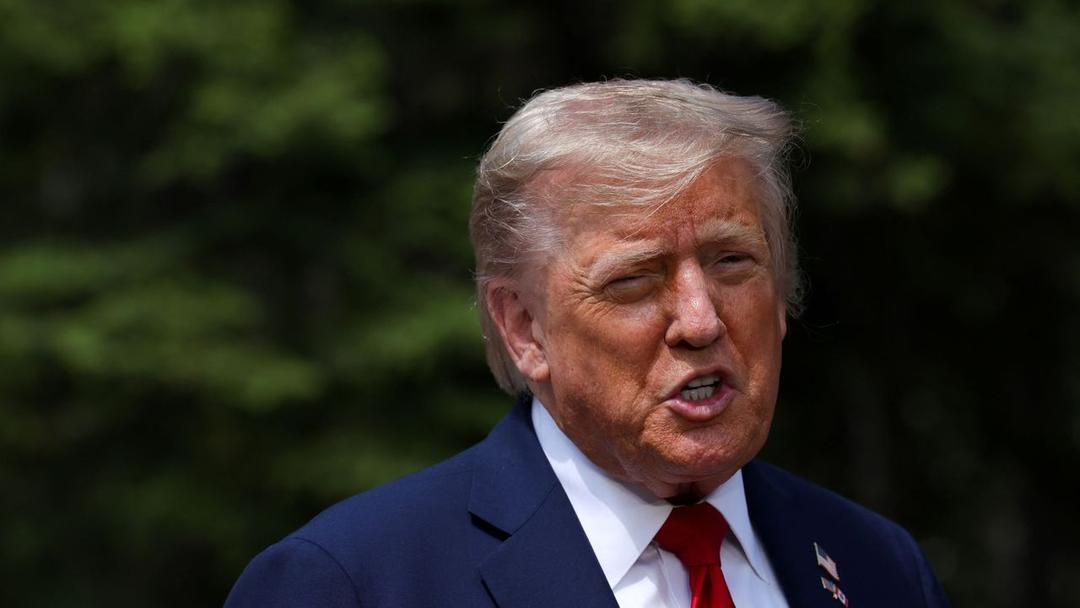 Trump Threatens Iran's Supreme Leader, Urges Unconditional Surrender