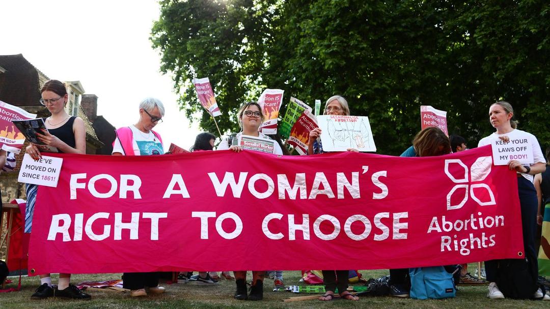 UK Lawmakers Vote to Decriminalize Abortion