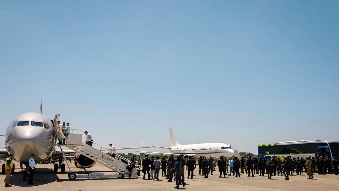 US, El Salvador Complete Prisoner Swap With Venezuela