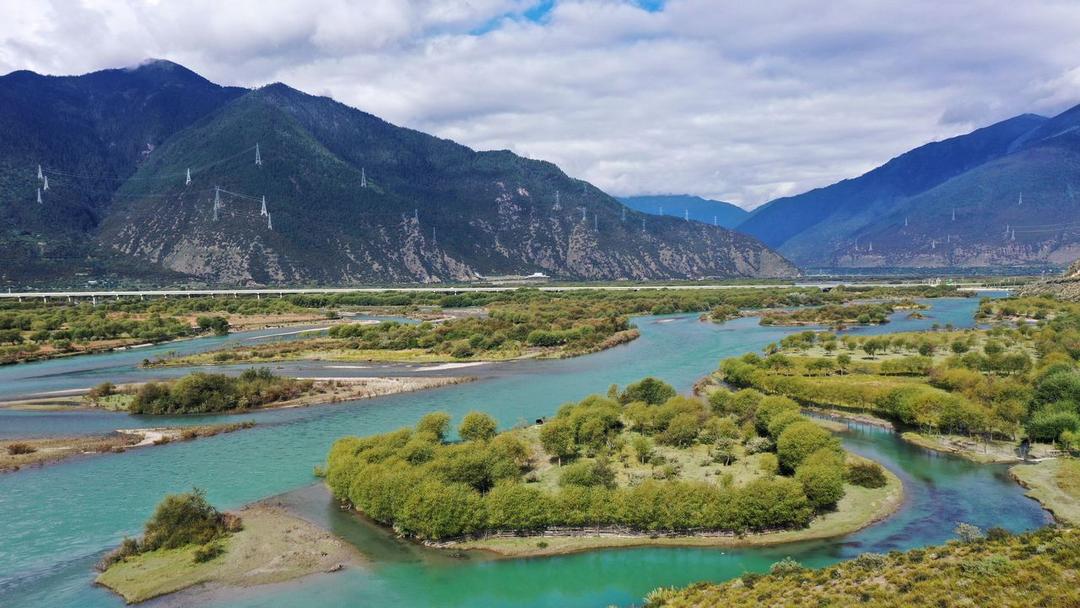 China Begins World's Largest Hydropower Dam Construction