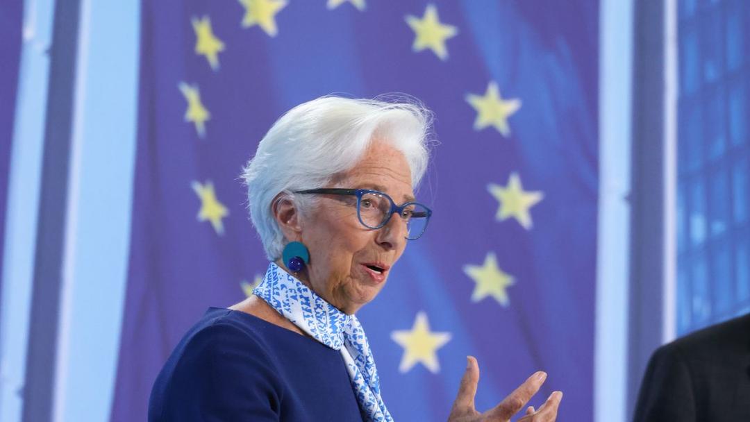 ECB Holds Rates Steady at 2%