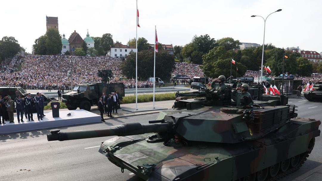 Poland Signs $6.5B Deal for 180 South Korean K2 Tanks