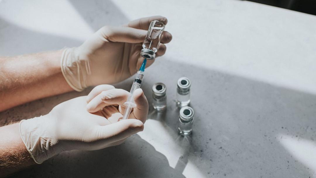 UK Launches World's First Gonorrhoea Vaccination Program