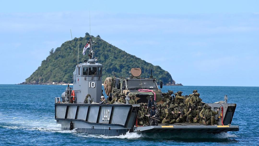 Australia Awards Japan $10B Contract for Naval Frigates