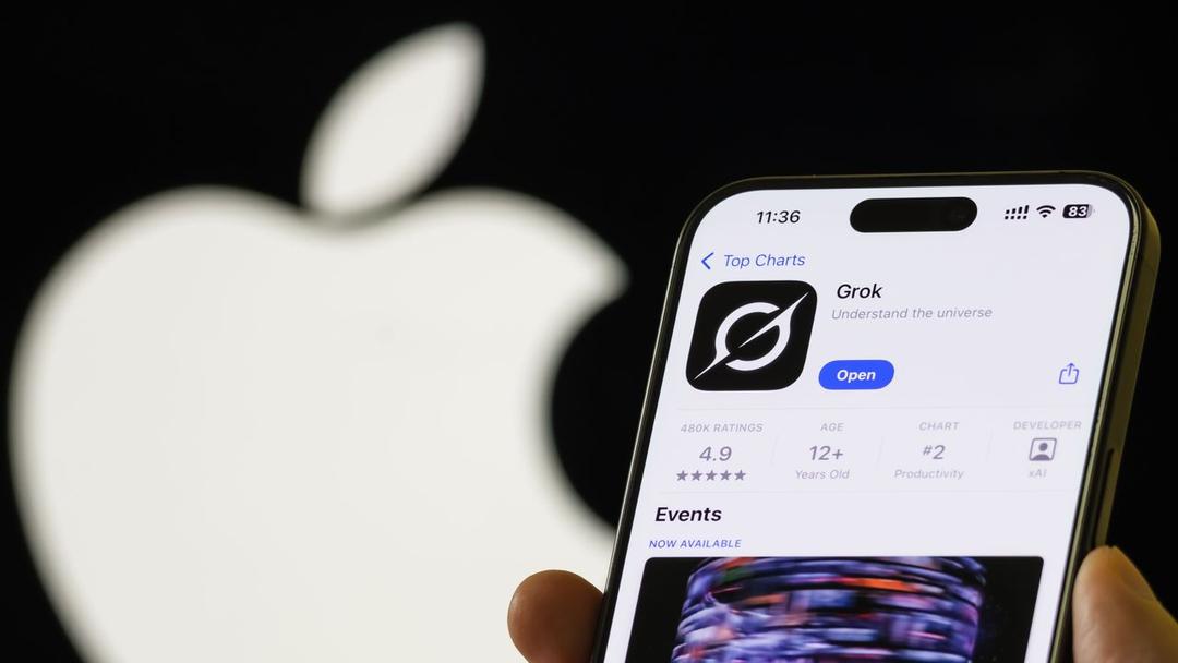 Musk Threatens Apple Lawsuit Over App Store AI Rankings