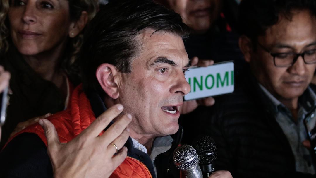 Surprise Victory for Rodrigo Paz Pereira in First Round of Bolivian Election
