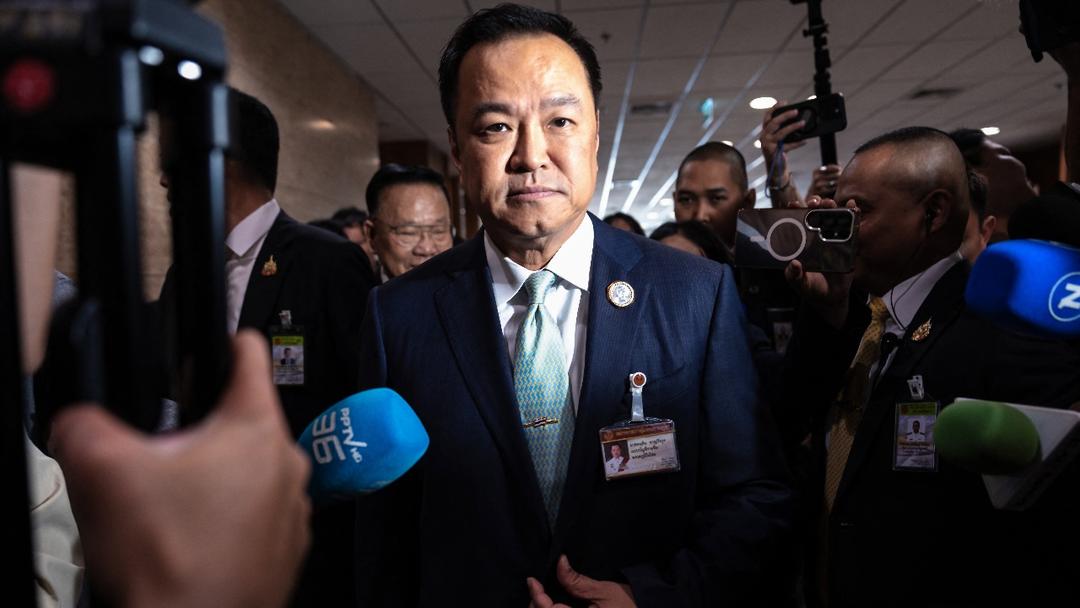 Thai Govt. Seeks House Dissolution as Opposition Backs Rival's Prime Minister Bid