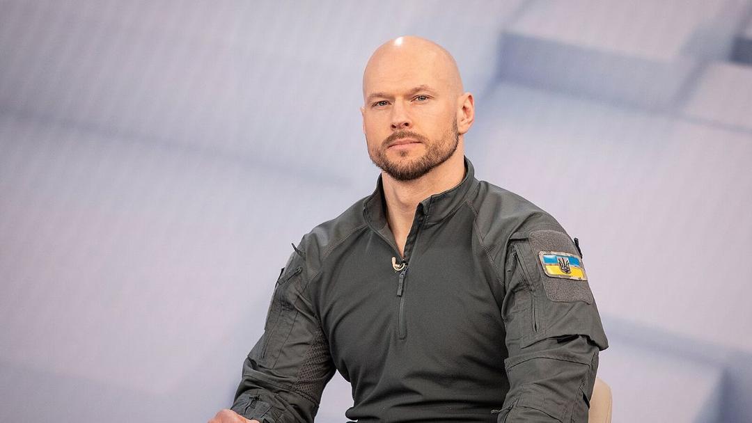 Ukraine: Former Intelligence Chief Charged with Corruption