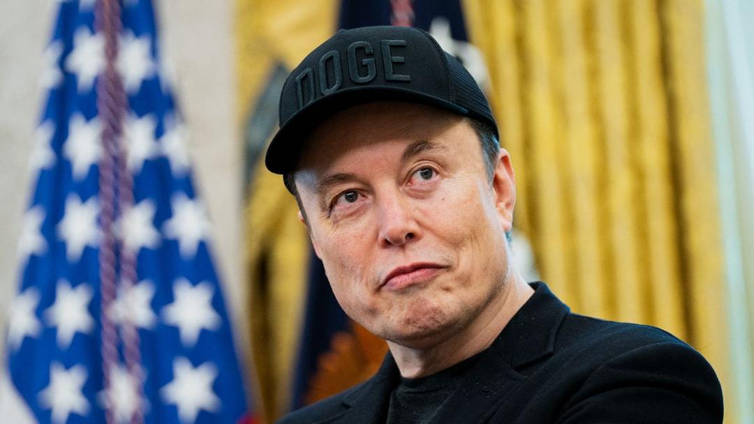 Musk Becomes First Person to Hit $500B Net Worth
