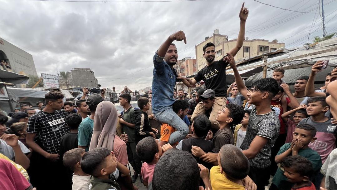 Israel, Hamas Sign First Phase of Gaza Ceasefire Deal