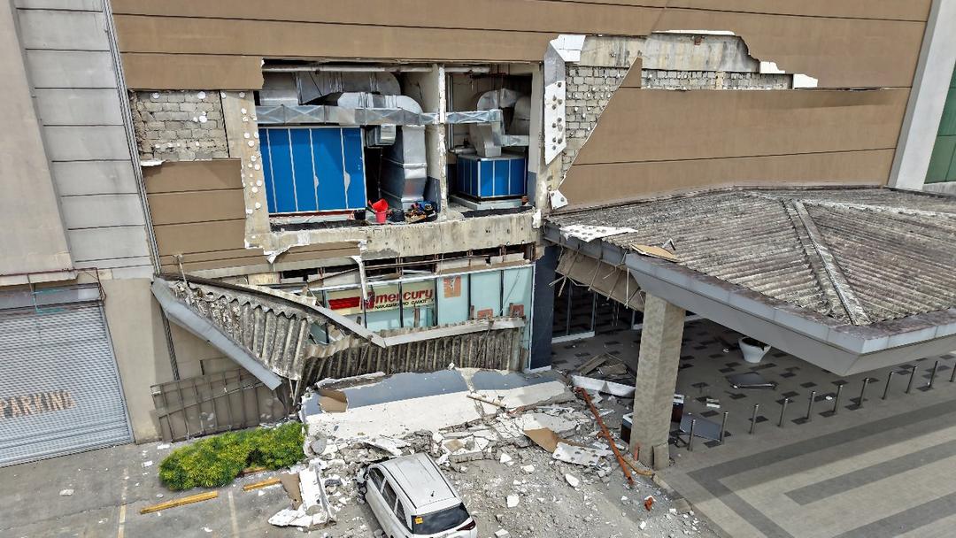 7.4 Earthquake Hits Philippines, Triggers Tsunami Warning