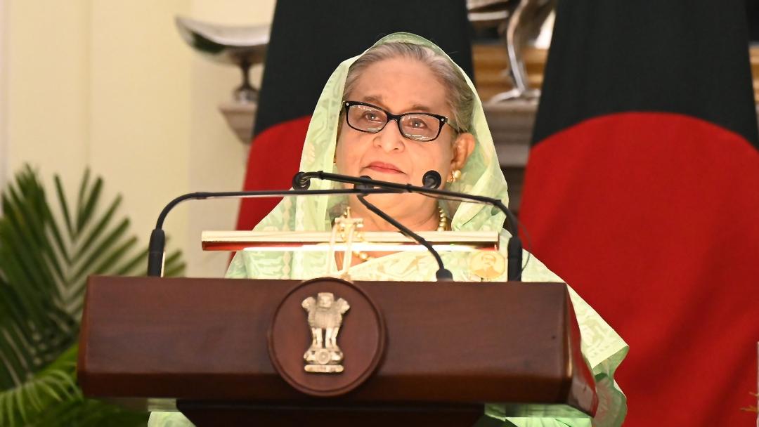Bangladesh Prosecutors Seek Death Penalty for Ex-PM Hasina